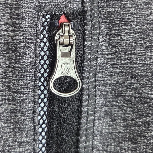 Lululemon Athletica Gray and Pink Leggings Size 6 - Picture 5 of 5